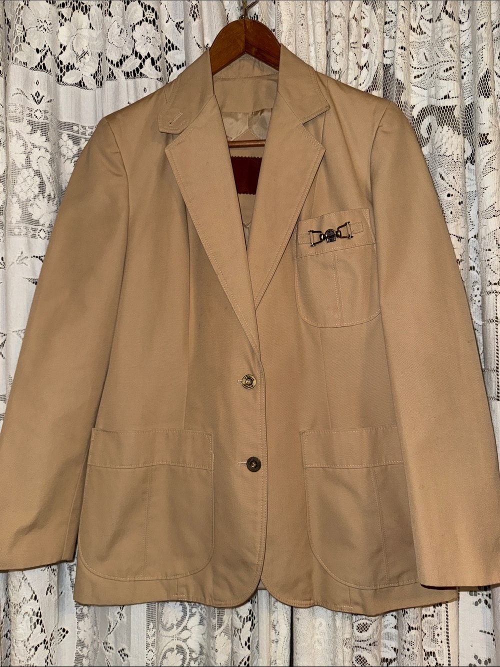 Etienne Aigner Tan Single-Breasted Blazer with Decorative Chest Hardware
